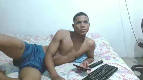 joy_flem7 online show from April 25, 6:15 am