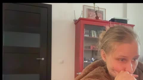 joy_keys online show from March 3, 1:34 pm