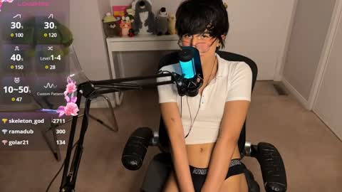 Jackie Joy online show from December 4, 2:36 am