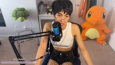 Jackie Joy online show from January 16, 6:28 pm