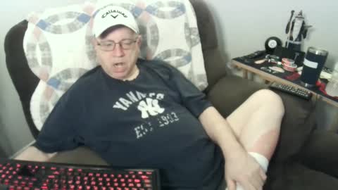 jpmel99 online show from September 13, 10:56 pm