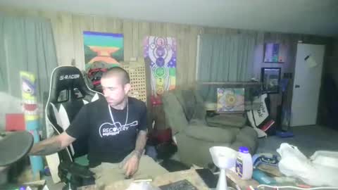 jrizzle1111 online show from October 17, 7:01 am