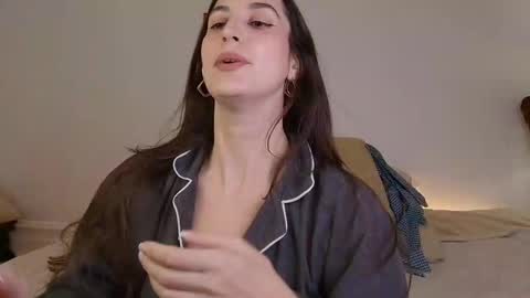 Snapshot of jsmine_ chatting on October 16, 8:18 pm Jsmine and sometimes Beaulooks online show from October 16, 8:18 pm