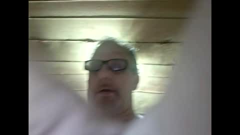 Snapshot of jsmitty40 chatting on October 14, 5:32 am Jsmitty40 online show from October 14, 5:32 am