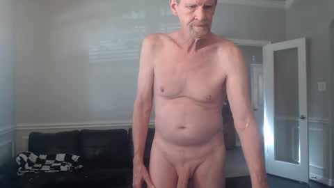 jtull52 online show from January 7, 8:31 pm