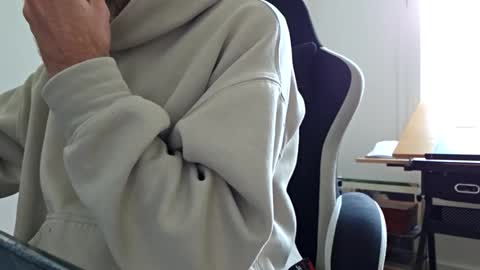 ju537705 online show from October 9, 3:17 pm