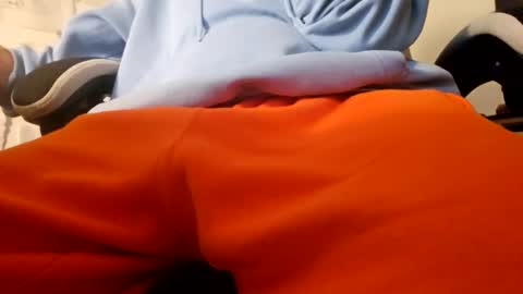 ju537705 online show from November 5, 8:49 am