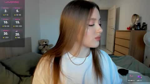 Snapshot of ju_lii chatting on February 7, 2:26 pm Julia and Julia online show from February 7, 2:26 pm