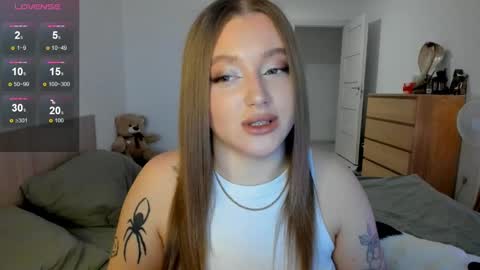 Snapshot of ju_lii chatting on February 6, 2:26 pm Julia and Julia online show from February 6, 2:26 pm
