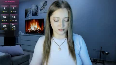Snapshot of ju_lii chatting on October 4, 7:11 pm Julia and Julia online show from October 4, 7:11 pm