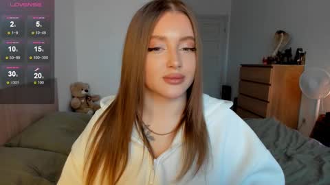 Snapshot of ju_lii chatting on February 9, 1:56 pm Julia and Julia online show from February 9, 1:56 pm