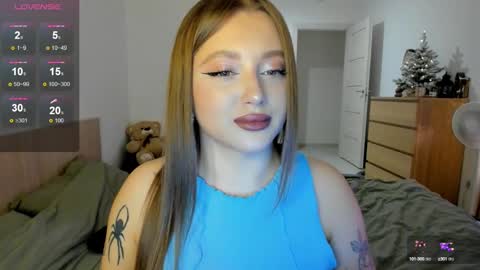 Snapshot of ju_lii chatting on January 14, 2:43 pm Julia and Julia online show from January 14, 2:43 pm