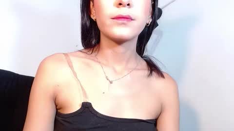    online show from December 4, 1:22 pm