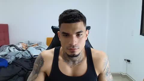 juan_gomez_1 online show from November 30, 12:50 am