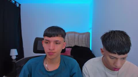 Snapshot of juan_nd_steven chatting on September 14, 12:50 pm JuanSteven online show from September 14, 12:50 pm