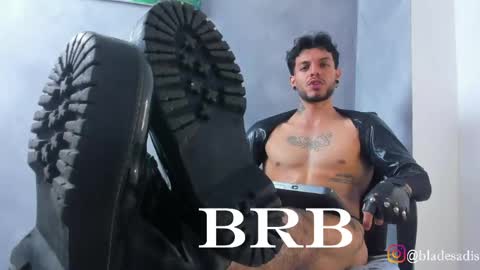 Juan Esteban online show from March 22, 4:38 am