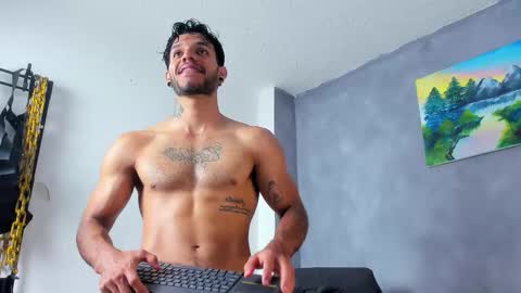 Juan Esteban online show from February 20, 4:34 am