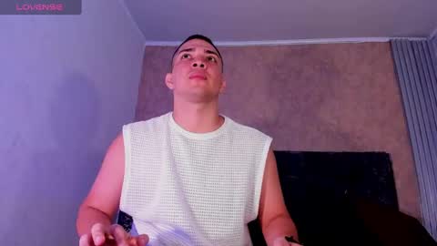 Snapshot of juandiamonds chatting on February 18, 12:49 pm Juan David online show from February 18, 12:49 pm
