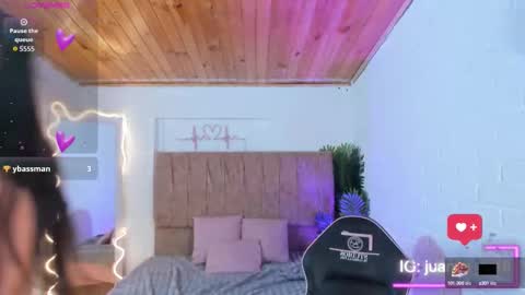 Snapshot of juanita_tay chatting on September 12, 3:03 pm JUANITA online show from September 12, 3:03 pm