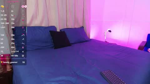 Snapshot of juanitablue chatting on September 27, 5:32 pm Blue online show from September 27, 5:32 pm