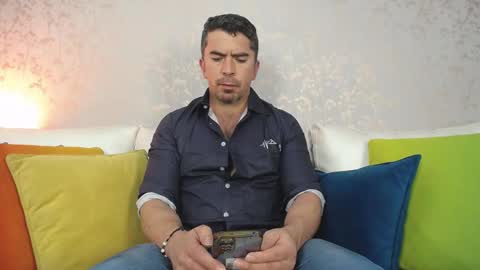 Juan k online show from February 10, 3:31 am