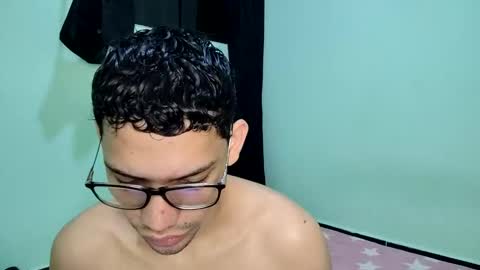 juansuarez204 online show from March 5, 11:49 pm