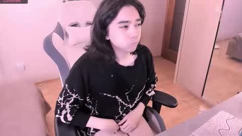 Aoi online show from December 3, 12:28 pm