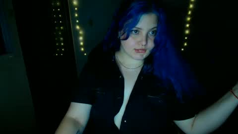 Snapshot of judithamelia chatting on January 16, 6:03 am Judithamelia online show from January 16, 6:03 am