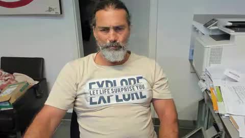 Snapshot of juergenkru chatting on October 1, 1:21 pm Giovanni50pro online show from October 1, 1:21 pm