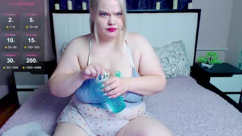 Diana For friends simple Di online show from March 9, 4:16 am