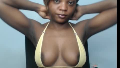 Wet Baddie online show from November 9, 6:32 pm