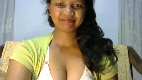 stellah online show from October 12, 3:21 am