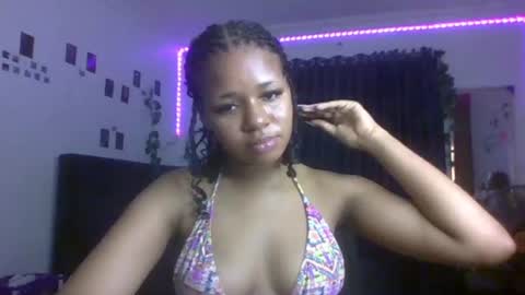 Emily online show from December 4, 7:13 pm