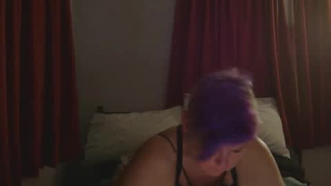 Juicygina  online show from November 27, 1:52 pm