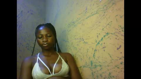 Snapshot of juicypiexx chatting on September 23, 2:05 am juicypiexx online show from September 23, 2:05 am