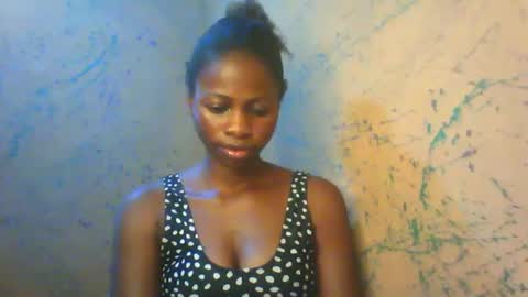 Snapshot of juicypiexx chatting on October 19, 4:11 pm juicypiexx online show from October 19, 4:11 pm