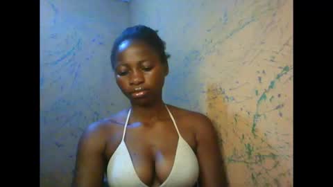 Snapshot of juicypiexx chatting on October 18, 1:54 am juicypiexx online show from October 18, 1:54 am
