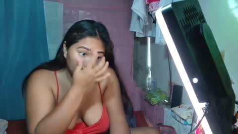 juicypussyasian23 online show from October 27, 10:10 pm