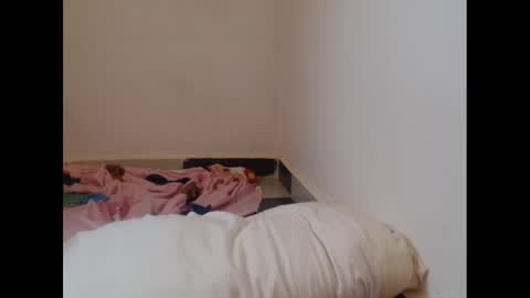 Snapshot of juicyxpink chatting on March 7, 2:45 pm juicyxpink online show from March 7, 2:45 pm