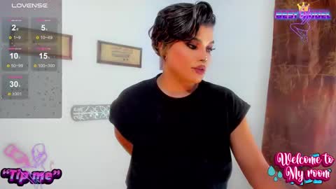 Snapshot of jujubee_lander chatting on September 21, 4:11 pm Jujubee online show from September 21, 4:11 pm