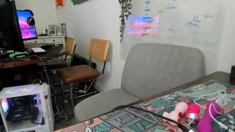 Jules online show from February 27, 10:24 pm