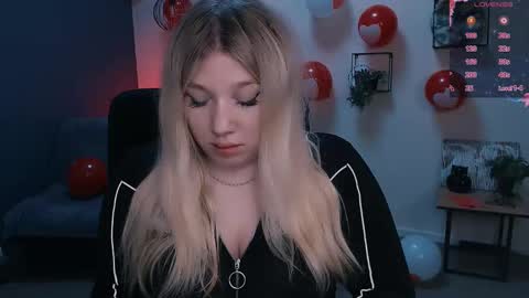 juli kisss online show from February 24, 12:37 pm