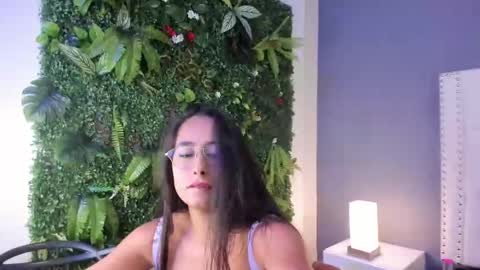 Snapshot of julia_martinezz_ chatting on October 8, 12:11 pm J U L IA M A R T I N E Z online show from October 8, 12:11 pm