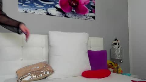 JuliaHunt online show from December 18, 5:58 am