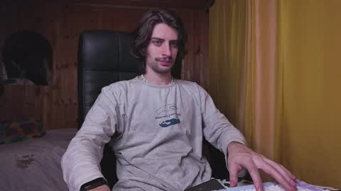 Snapshot of julian_cassablanca chatting on February 25, 9:37 pm julian_cassablanca online show from February 25, 9:37 pm