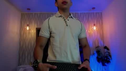 JULIAN  online show from March 22, 3:05 pm