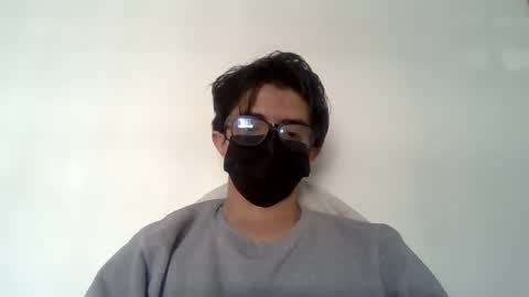 Julian Mora online show from February 27, 11:04 pm