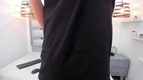 julian_steward online show from December 19, 9:32 pm