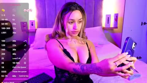 Juliana Mancini online show from October 14, 5:27 pm