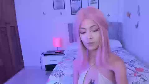 Snapshot of juliana_reynolds chatting on September 10, 1:34 pm juliana online show from September 10, 1:34 pm